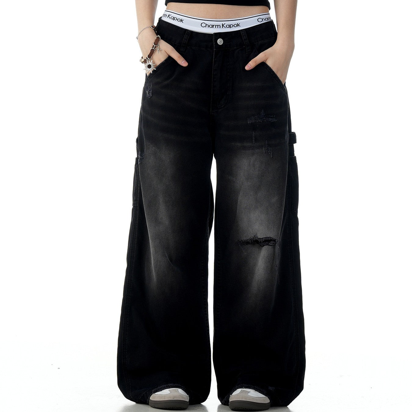 Tattered Baggy Pants