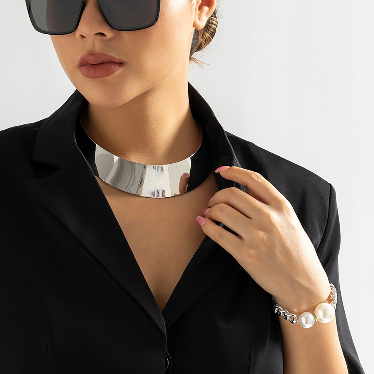 Metal Surface Necklace