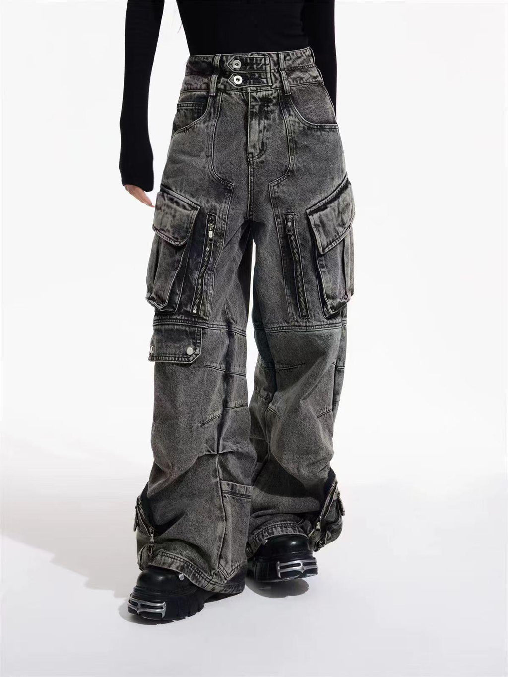 Retro Cargo Pants