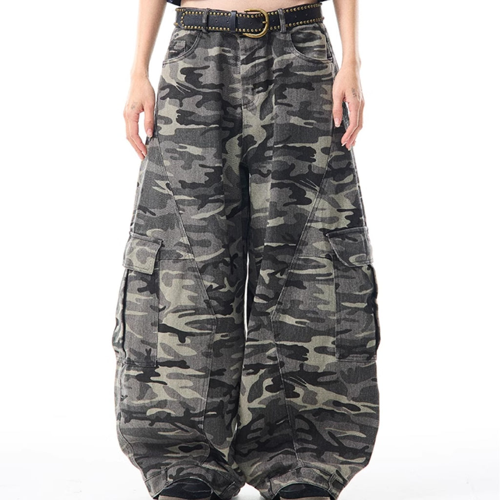 Baggy Camo Pants