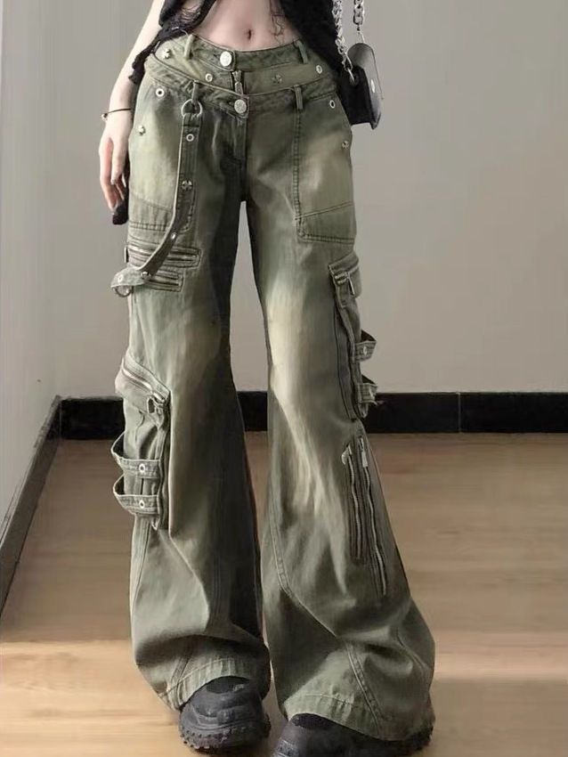 Flared Retro Cargo Pants